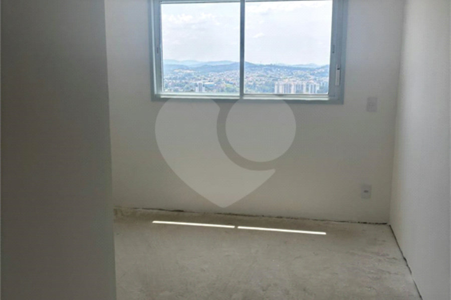 Apartamento à venda com 3 quartos, sendo 1 suíte,  em Barueri, Barueri, SP
