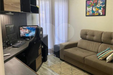 Casa à venda com 3 suítes no condomínio Campos do Conde I, Paulínia - SP