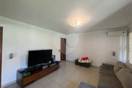 Casa à venda com 4 suítes no condomínio Granja Olga II, Sorocaba - SP