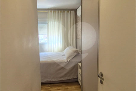 Apartamento à venda com 3 suítes em Santa Teresinha, São Paulo, SP