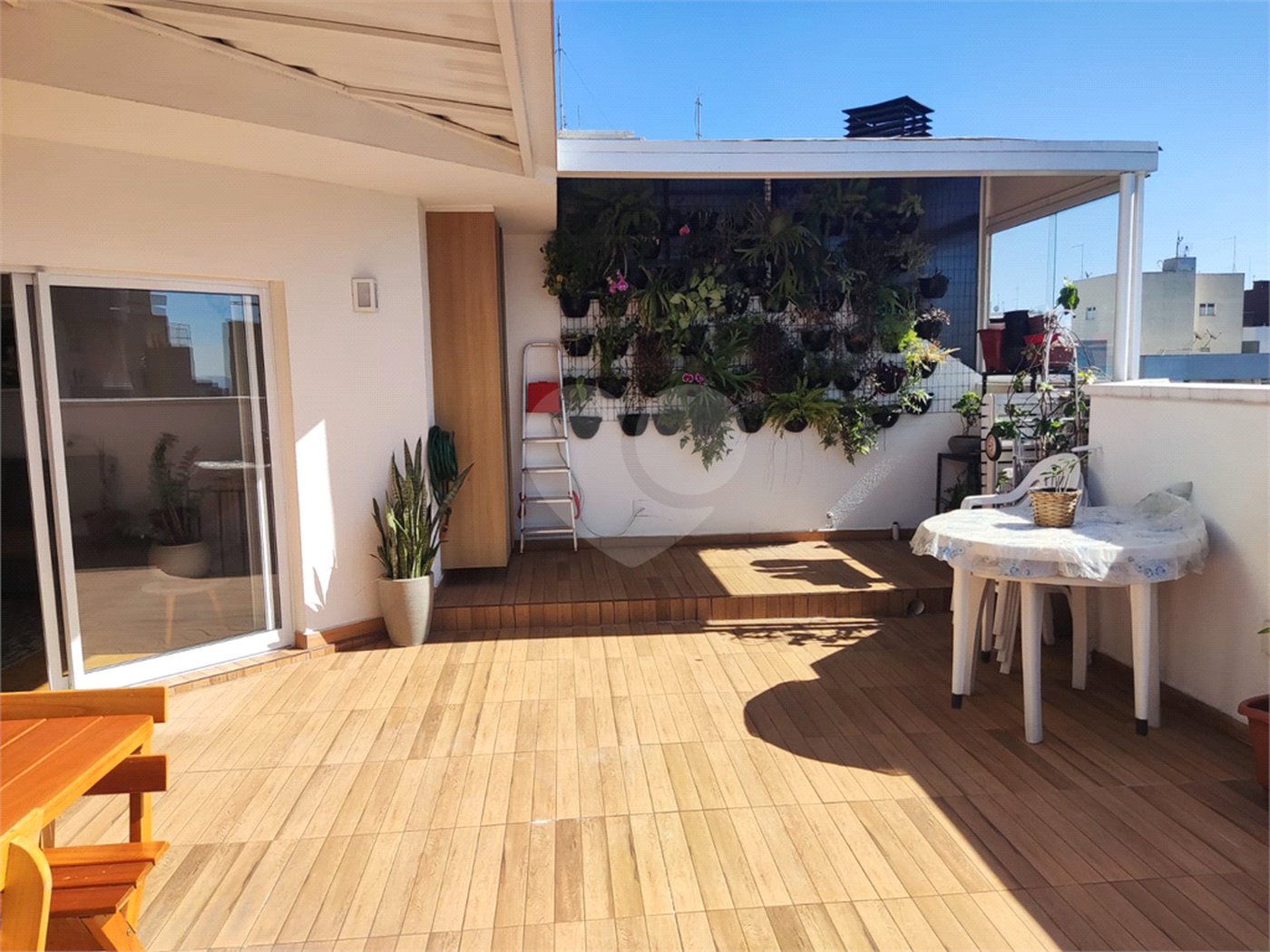 Cobertura à venda com 3 quartos, sendo 1 suíte, em Vila Gomes Cardim, São Paulo, SP