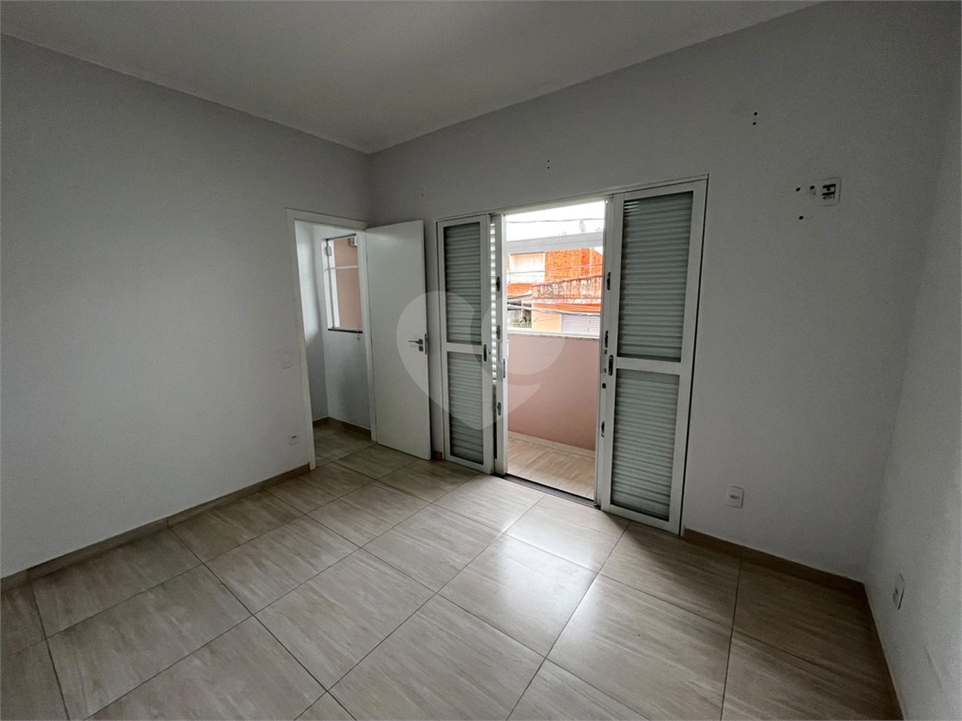 Casa à venda com 3 quartos, sendo 2 suítes, em Vila Regina, Itapetininga, SP