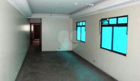 Sobrado à venda com 3 quartos, sendo 1 suíte,  em Vila Constança, São Paulo, SP