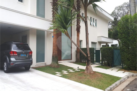 Casa à venda com 4 suítes no condomínio Residencial Morumbi, São Paulo - SP