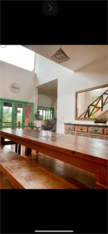 Casa à venda com 3 suítes no condomínio Chacarás Bela Vista, Mairiporã - SP