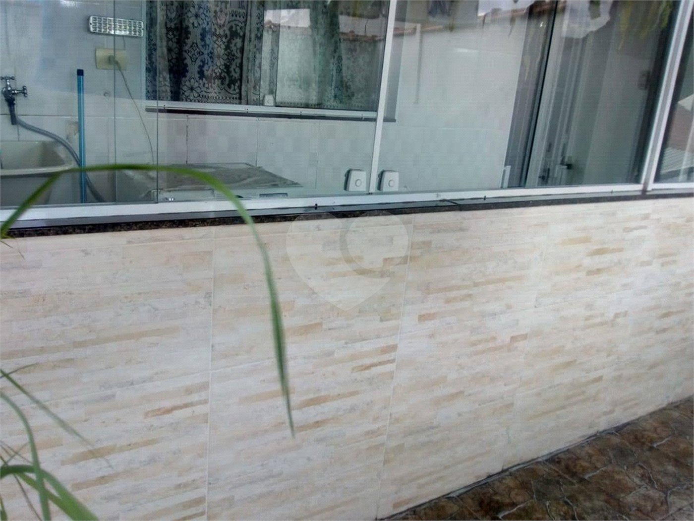 Sobrado à venda com 3 suítes em Itaquera, São Paulo, SP