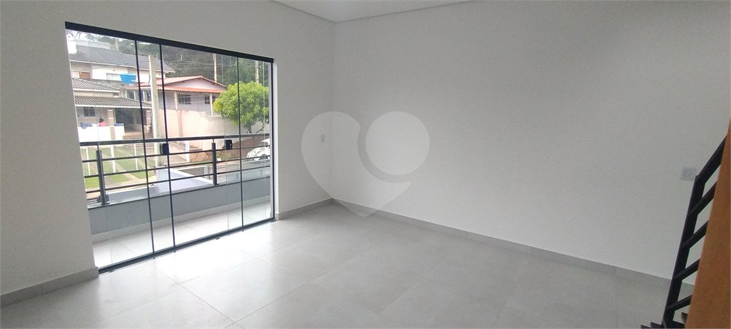 Sobrado à venda com 3 quartos, sendo 1 suíte, em Jardim Maristela, Atibaia, SP
