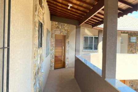 Sobrado para alugar com 4 quartos em Campos de Atibaia, Atibaia, SP