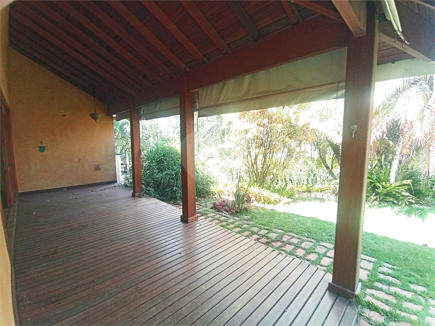 Casa à venda com 3 quartos, sendo 1 suíte,  no condomínio Estância Marambaia, Vinhedo - SP