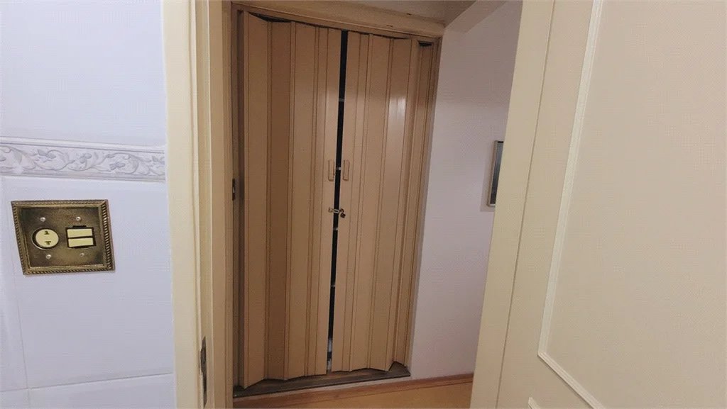 Apartamento à venda com 2 quartos, sendo 1 suíte, em Pinheiros, São Paulo, SP