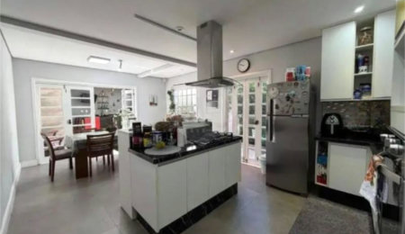 Sobrado à venda com 3 quartos, sendo 1 suíte,  em Brooklin Paulista, São Paulo, SP