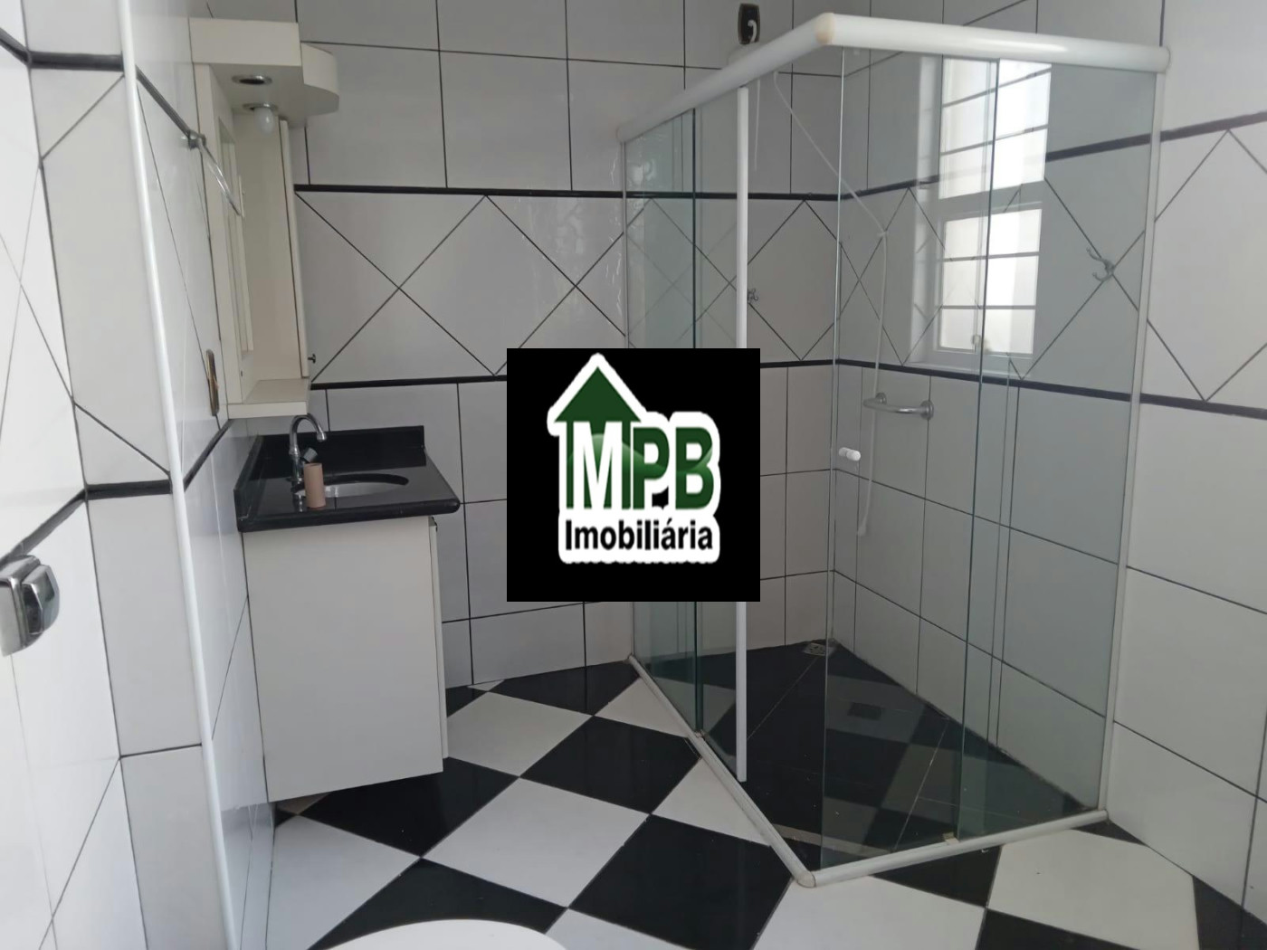 Sobrado à venda com 2 quartos, sendo 1 suíte, em Jardim Altos Do Itavuvu, Sorocaba, SP