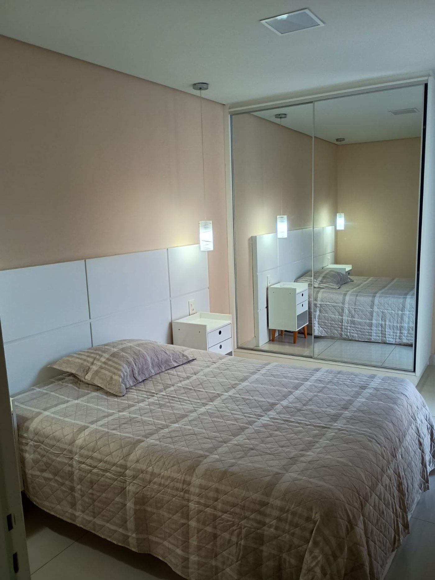 Casa à venda com 3 quartos, sendo 1 suíte,  no condomínio Vila flora, Hortolândia - SP
