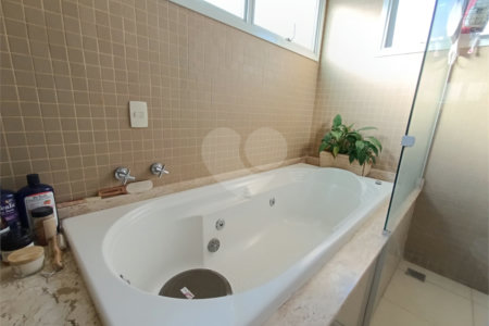 Casa à venda com 4 quartos, sendo 1 suíte, no condomínio Jardim Reserva Bom Viver de Indaiatuba, Indaiatuba - SP