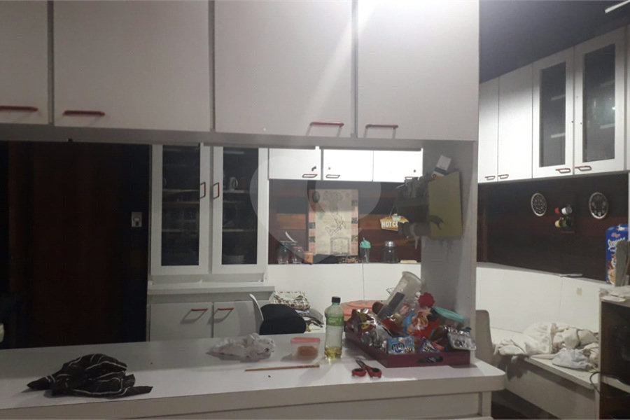 Casa à venda com 3 quartos, sendo 1 suíte, no condomínio Gleba II, Mairiporã - SP