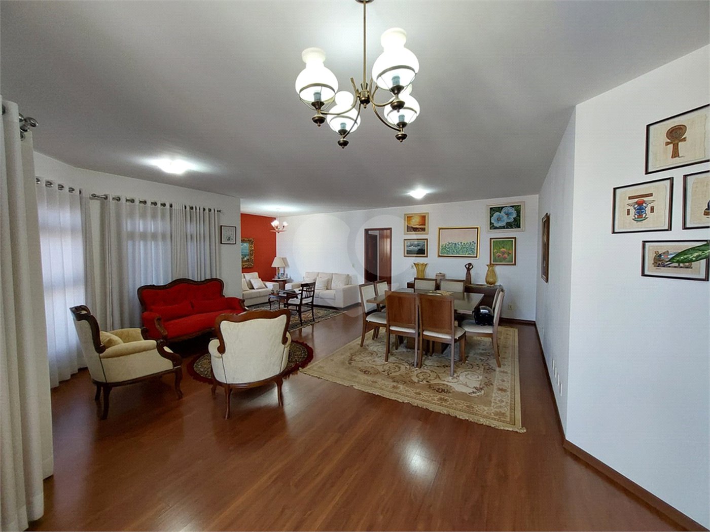 Apartamento com 3 suítes no centro de São Carlos