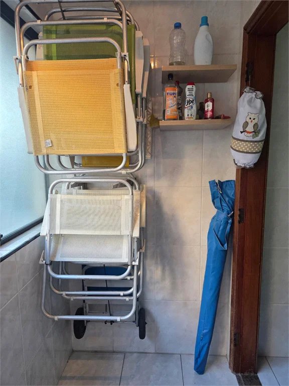 Apartamento à venda com 2 quartos, sendo 1 suíte,  em Canto do Forte, Praia Grande, SP