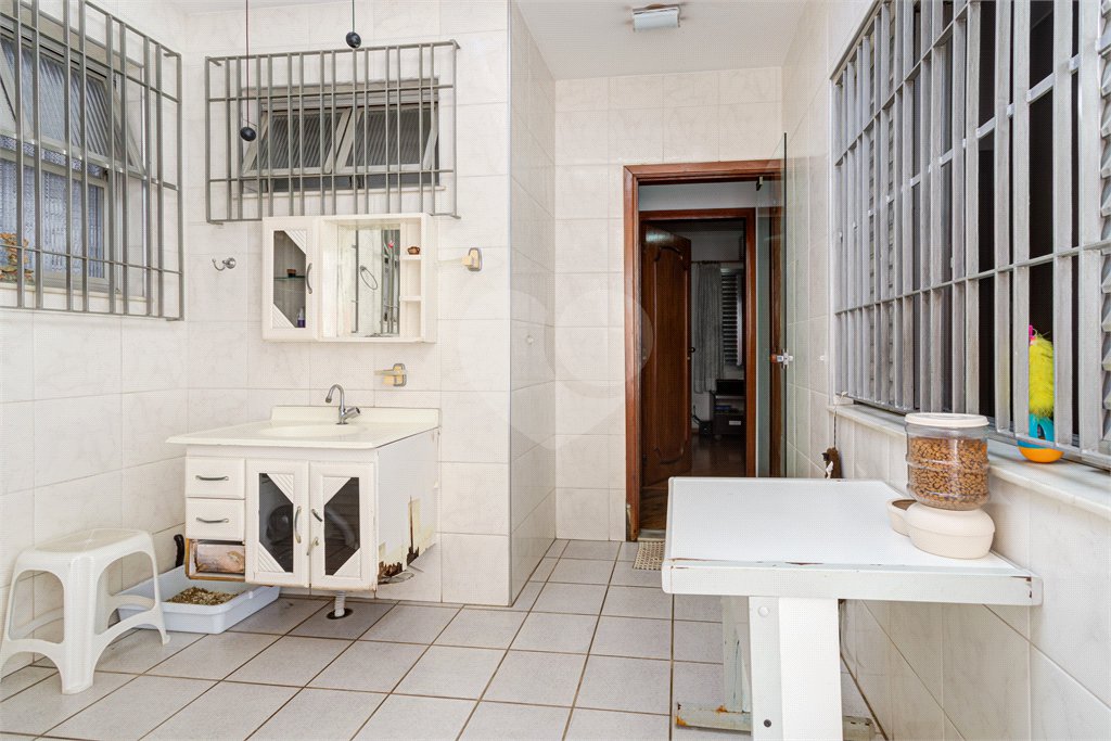 Casa à venda com 3 quartos, sendo 1 suíte, em Santo Amaro, São Paulo, SP
