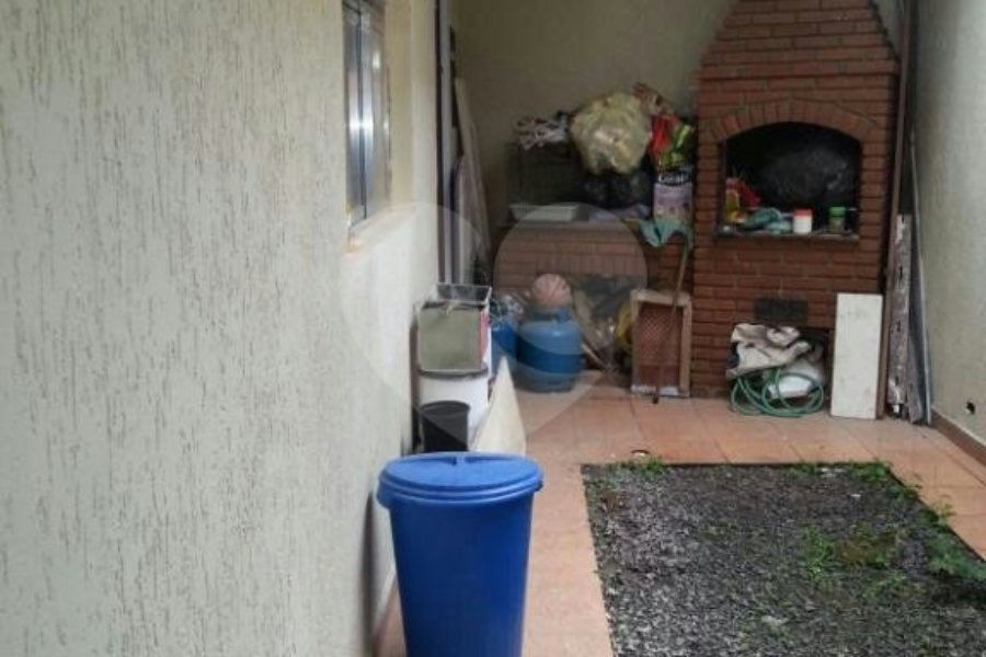 Sobrado à venda com 3 quartos, sendo 1 suíte, em Vila Nova Cachoeirinha, São Paulo, SP