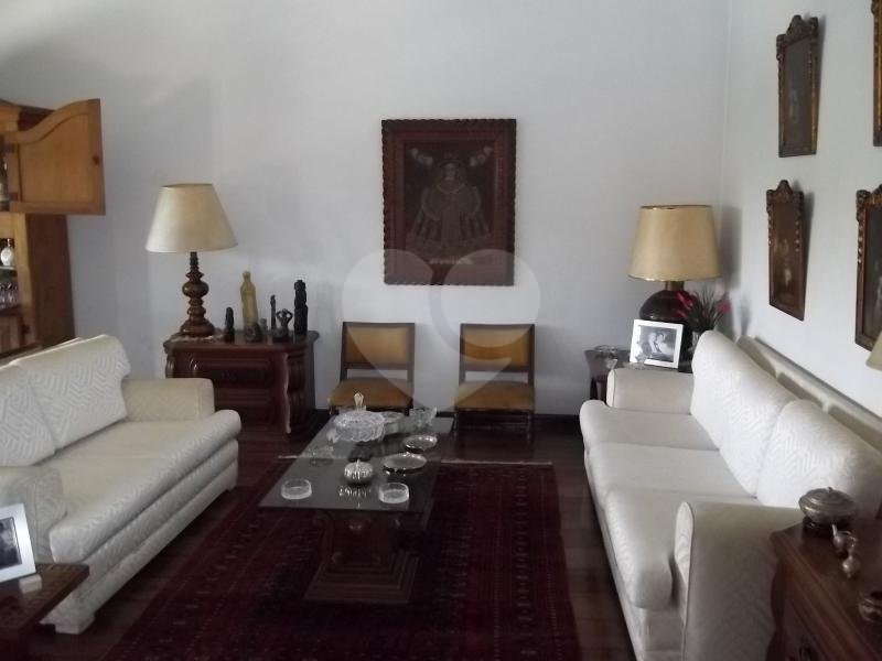 Casa à venda com 4 suítes em Jardim Guedala, São Paulo, SP