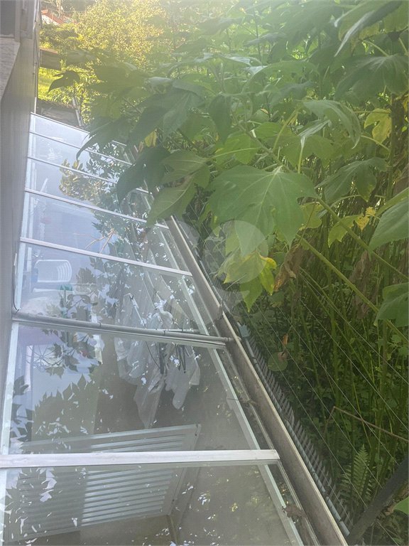 Sobrado à venda com 3 suítes em Horto, São Paulo, SP