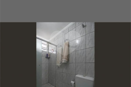 Apartamento à venda com 3 quartos, sendo 1 suíte,  em Aclimação, São Paulo, SP