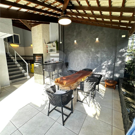 Casa à venda com 3 suítes no condomínio Belvedere II, Votorantim - SP