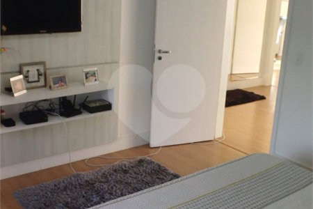 Casa à venda com 4 suítes no condomínio Parque da Figueiras, Mogi das Cruzes - SP