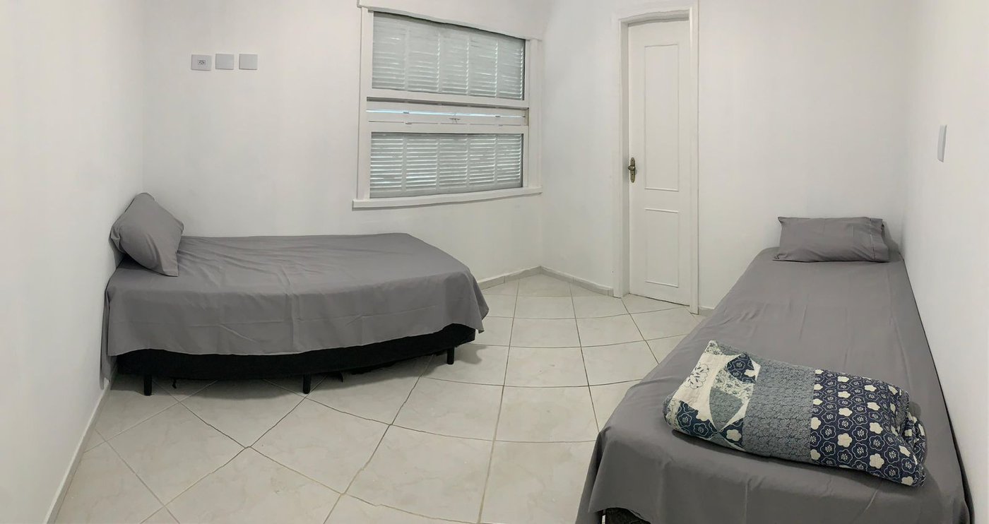 Apartamento com 2 dormitórios à venda, 84 m² por R$ 530.000,00 - Centro - São Vicente/SP