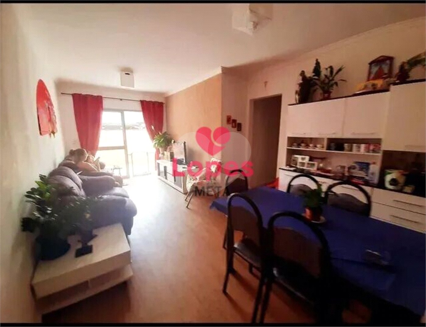 Apartamento à venda com 3 quartos, sendo 1 suíte,  em Jardim dos Estados, Taubaté, SP