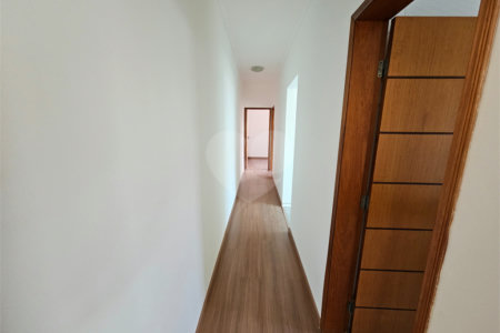 Casa à venda com 3 quartos, sendo 1 suíte, em Jardim Maristela, Atibaia, SP