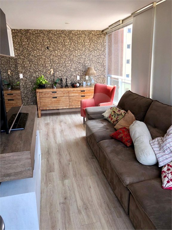 Apartamento à venda com 2 quartos, sendo 1 suíte, em Vila Mariana, São Paulo, SP