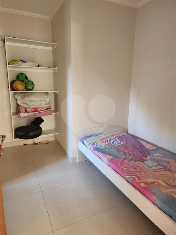 Casa à venda com 4 suítes no condomínio Shambala I, Atibaia - SP