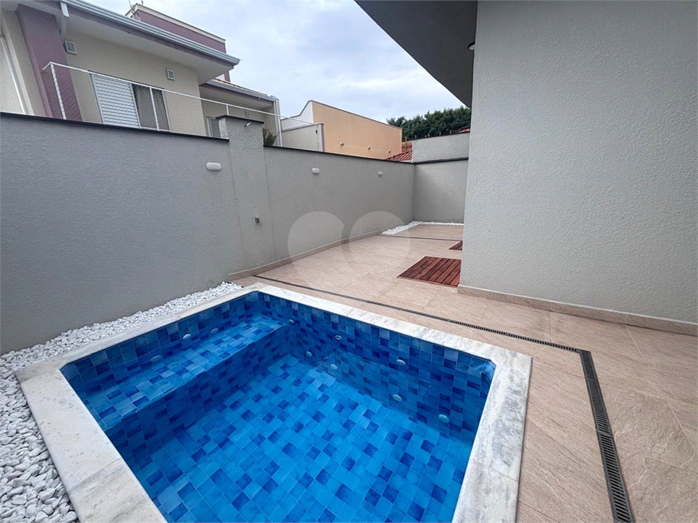 Casa à venda com 3 suítes no condomínio Campos do Conde I e II, Sorocaba - SP