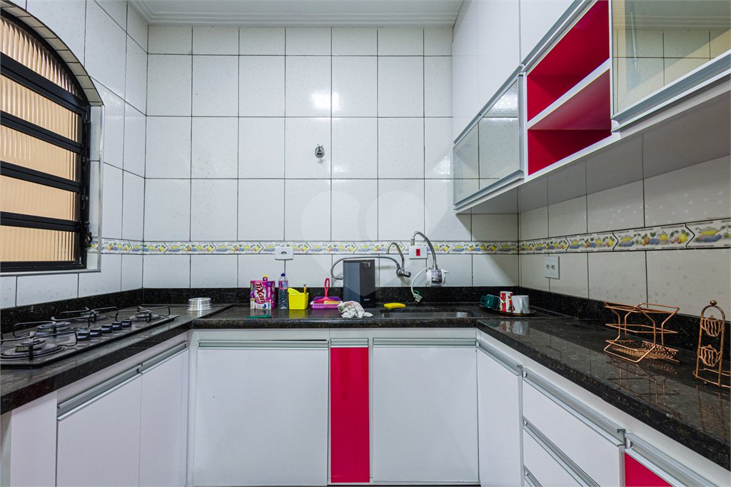 Casa à venda com 3 quartos, sendo 2 suítes, em Jardim Santa Cecília, Guarulhos, SP