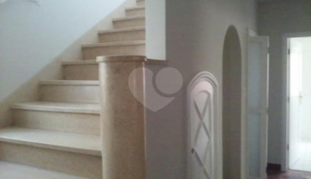 Casa à venda com 4 quartos, sendo 1 suíte, em Jardim Paulista, São Paulo, SP
