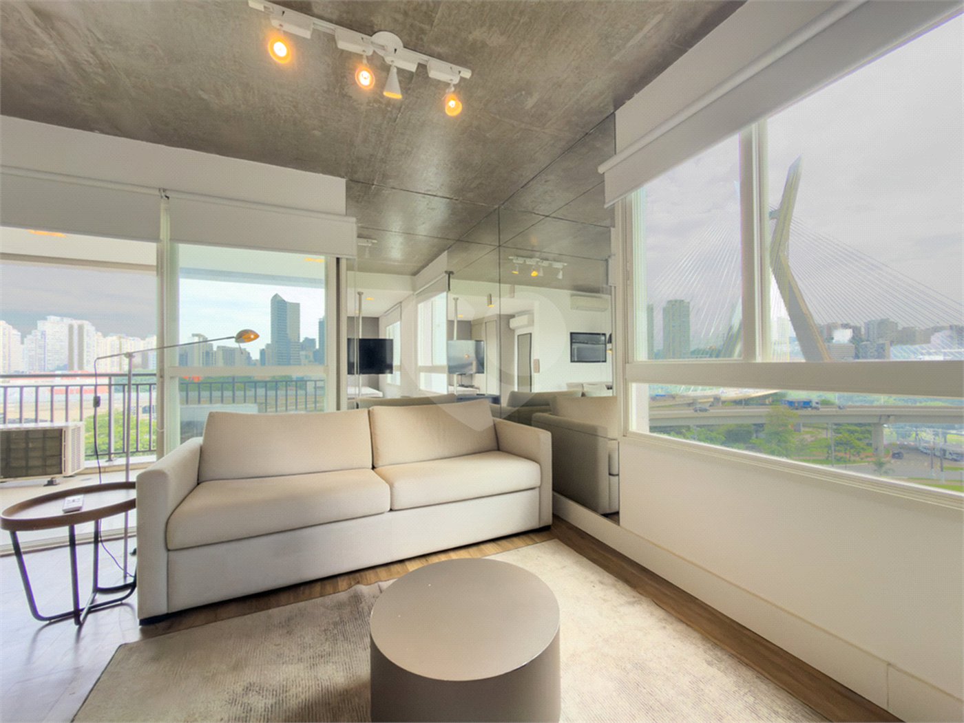 Apartamento à venda com 1 suíte em Cidade Monções, São Paulo, SP