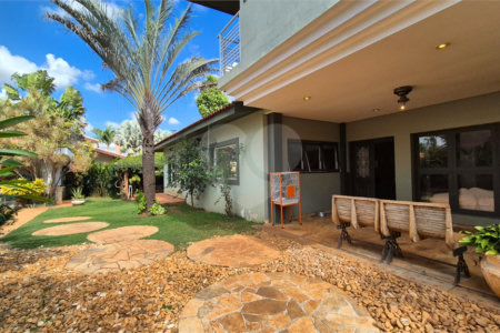 Casa à venda com 4 suítes no condomínio Vivenda do Lago, Sorocaba - SP