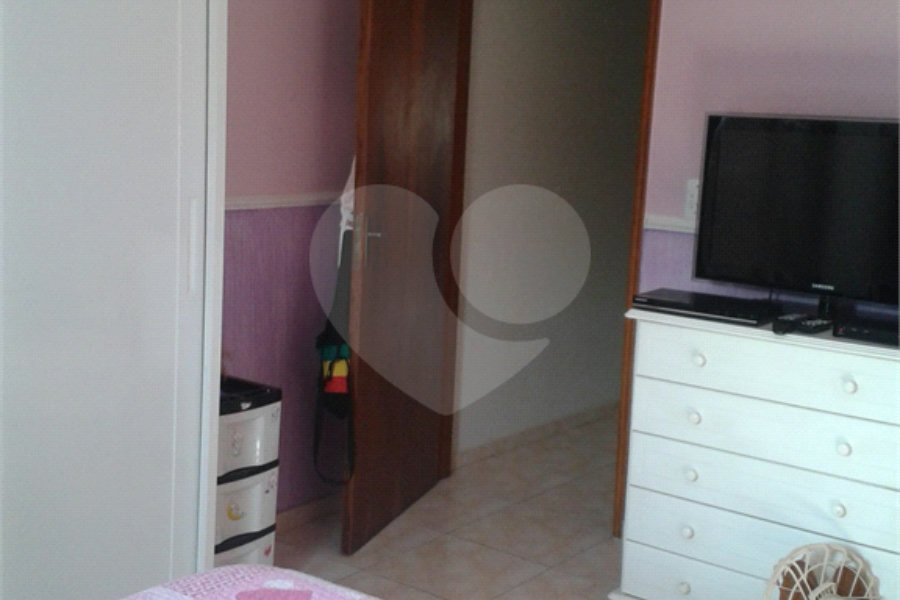 Sobrado à venda com 3 quartos em Tremembé, São Paulo, SP