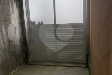 Casa à venda com 3 quartos, sendo 1 suíte,  no condomínio Vida Verde 1, Suzano - SP