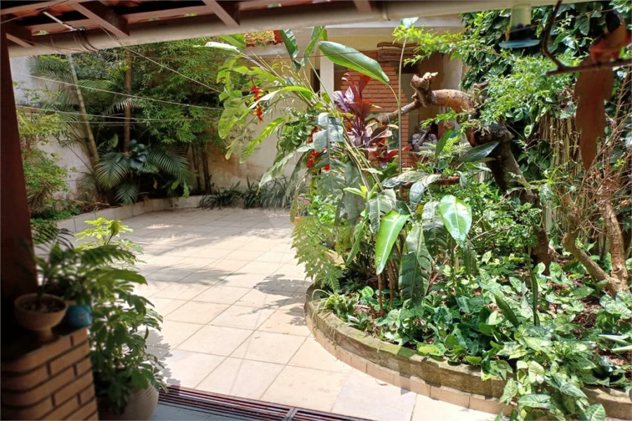 Sobrado à venda com 3 quartos, sendo 1 suíte, em Tremembé, São Paulo, SP