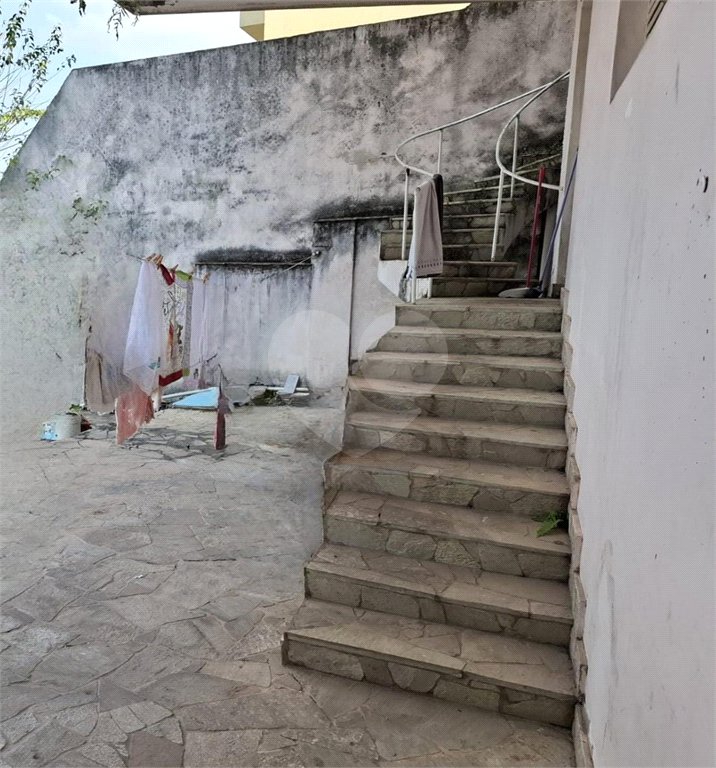 Casa à venda com 4 quartos, sendo 3 suítes, em Jardim São Bento, São Paulo, SP