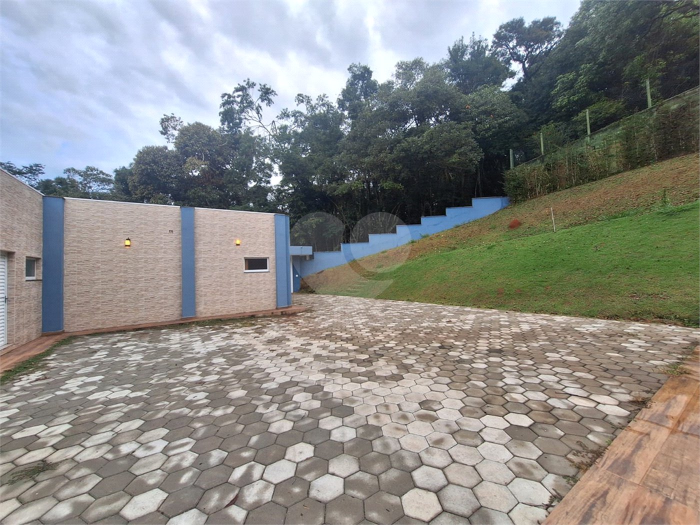 Casa em condomínio à venda com 3 suítes no Centro, Bom Jesus dos Perdões, SP