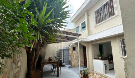 Casa à venda com 3 quartos, sendo 1 suíte,  em Vila Cordeiro, São Paulo, SP