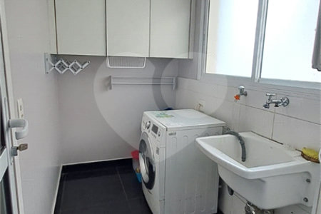 Apartamento à venda com 3 quartos, sendo 1 suíte,  no Centro, São Bernardo do Campo, SP