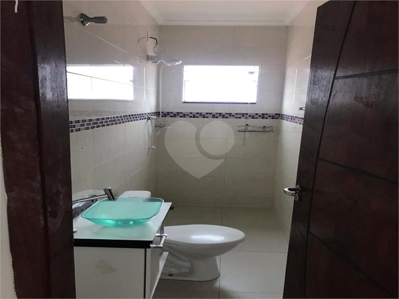 Sobrado à venda com 3 suítes em Vila Haro, Sorocaba, SP