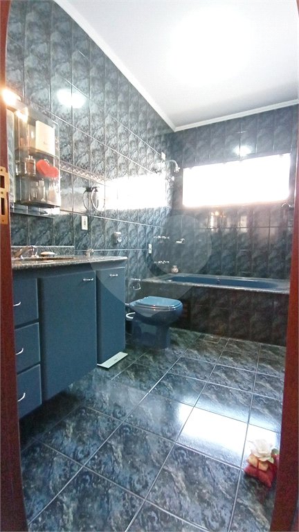 Casa à venda com 5 quartos, sendo 3 suítes, em Nova Vinhedo, Vinhedo, SP