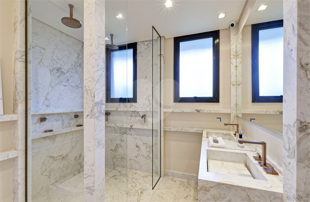 Apartamento à venda com 3 suítes em Panamby, São Paulo, SP