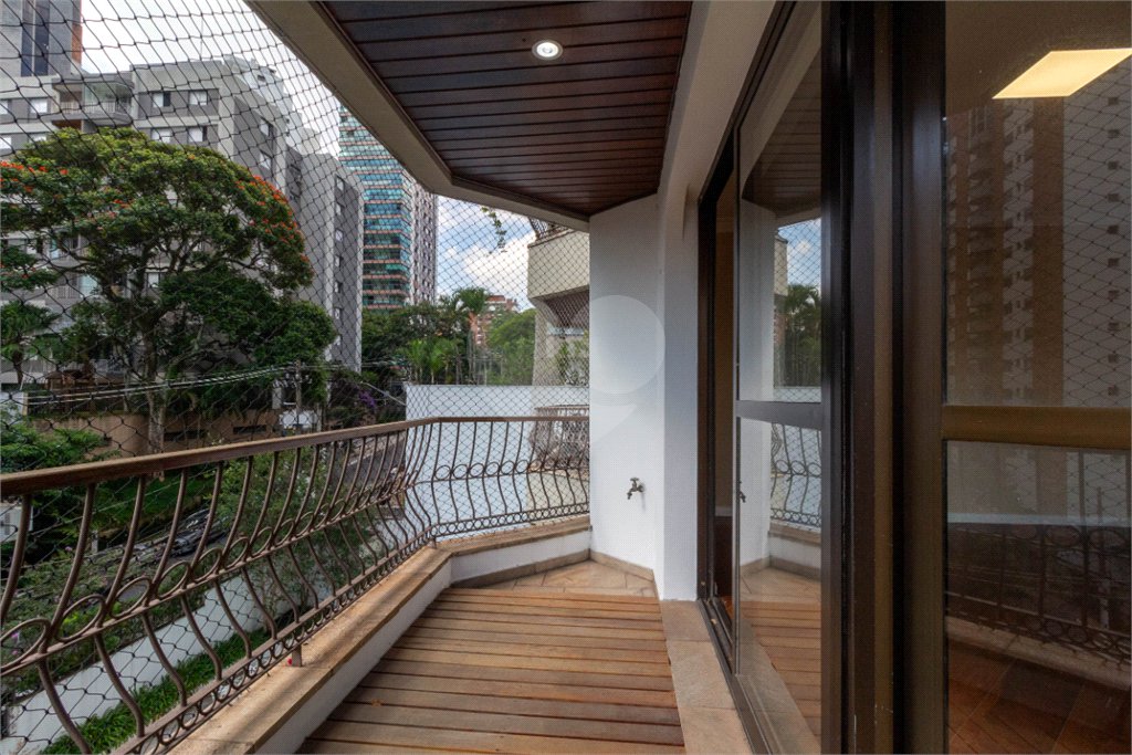 Apartamento à venda com 3 quartos, sendo 1 suíte, em Brooklin, São Paulo, SP