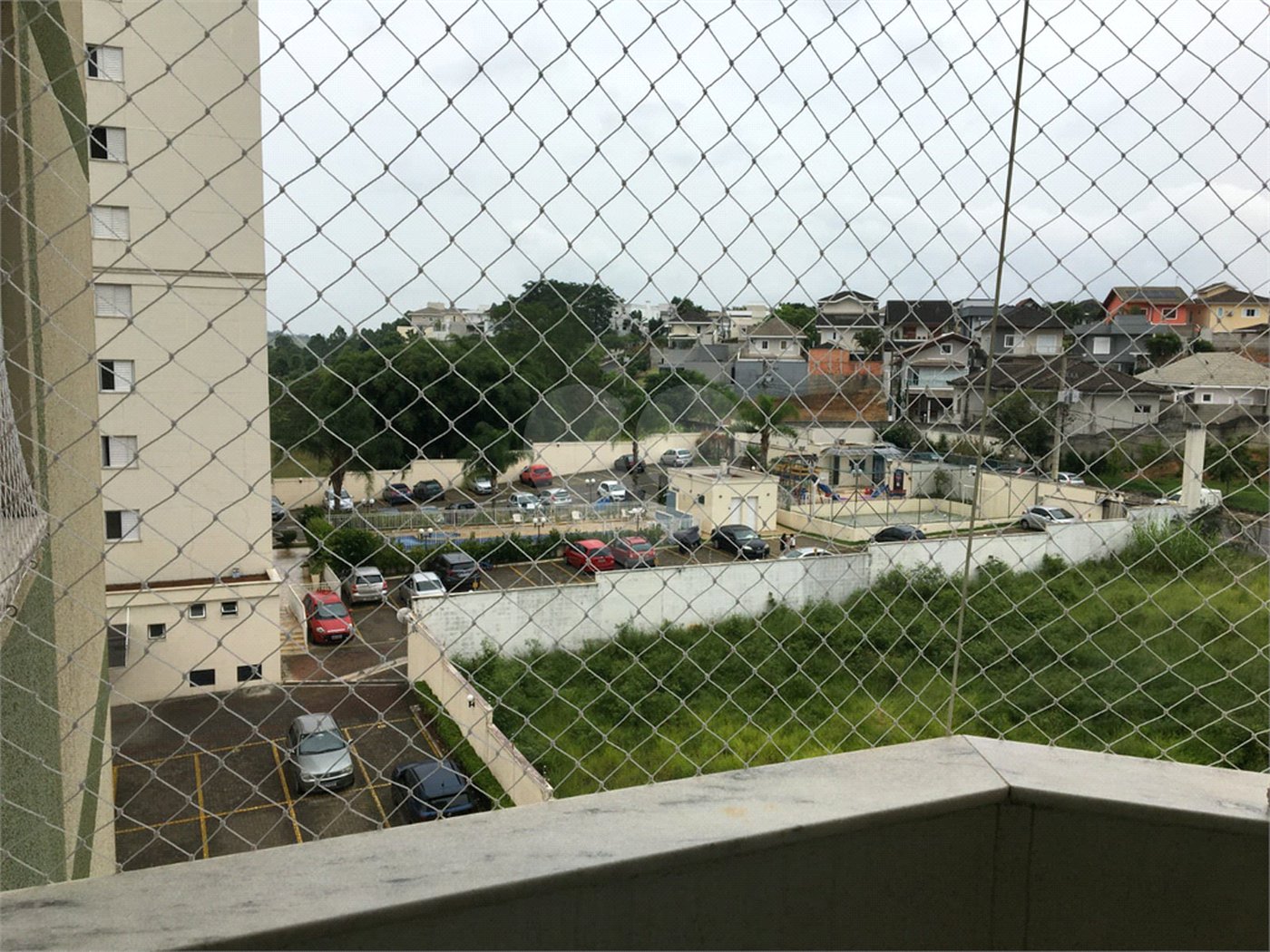 Apartamento à venda com 3 quartos, sendo 1 suíte, em Parque Residencial Aquarius, São José dos Campos, SP